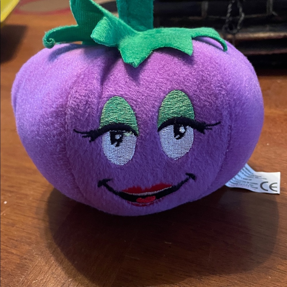 Kellytoy Purple Grape Plush – Mini 4” Food Character Stuffed Toy (2011)